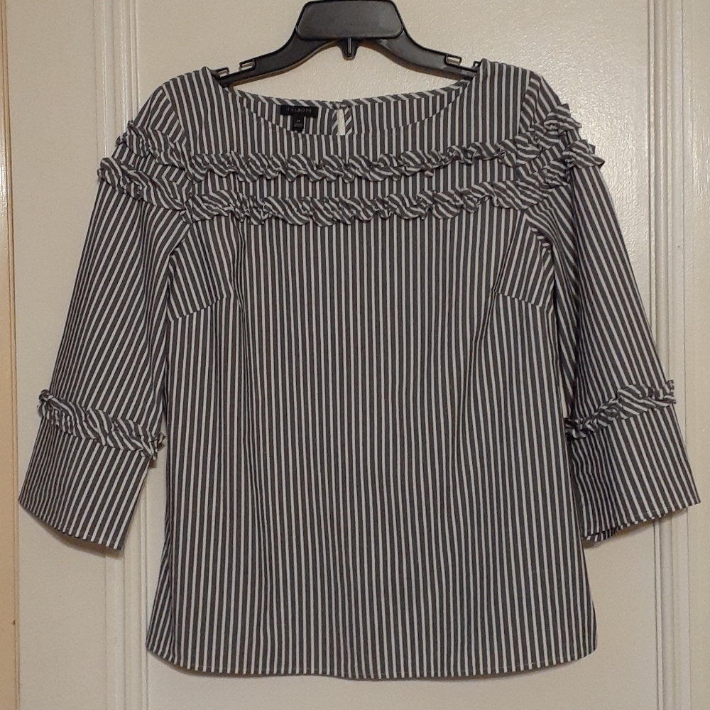 Talbots Blouse gray/white quarter sleeves